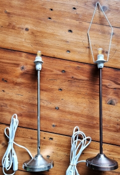 Preview: Lampenständer Silber mit Kabel -für 40 bis 60 cm Sterne